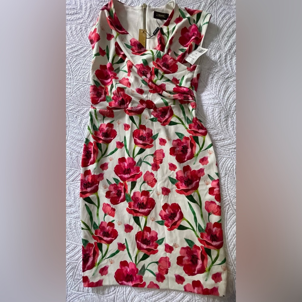 Floral red fitting dress